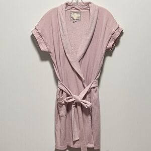 Victoria's Secret Vintage 80’s "Gold Label" pink short sleeve short tie robe